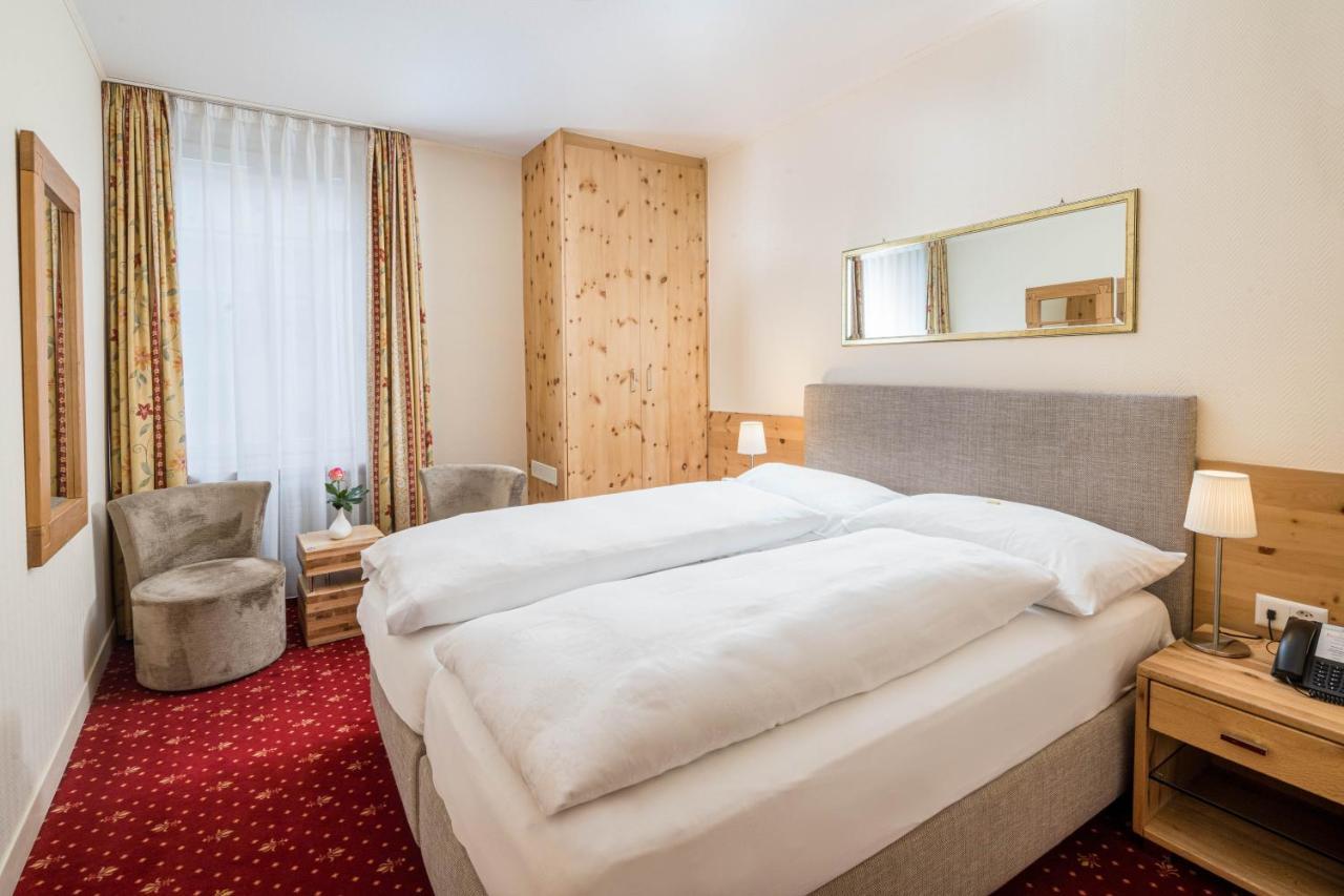 Hotel Engadinerhof بونتريسنا المظهر الخارجي الصورة